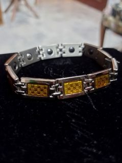 (Category: ) located in . Submitted by coffee.loverv (Listing ID 1230494039, Image 1). Description: .