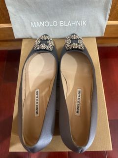 Manolo blahnik hangisi 30