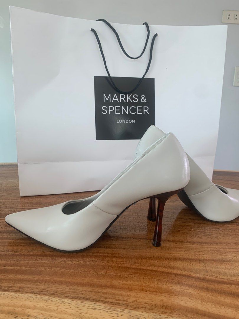 Marks and new arrivals spencer white pumps