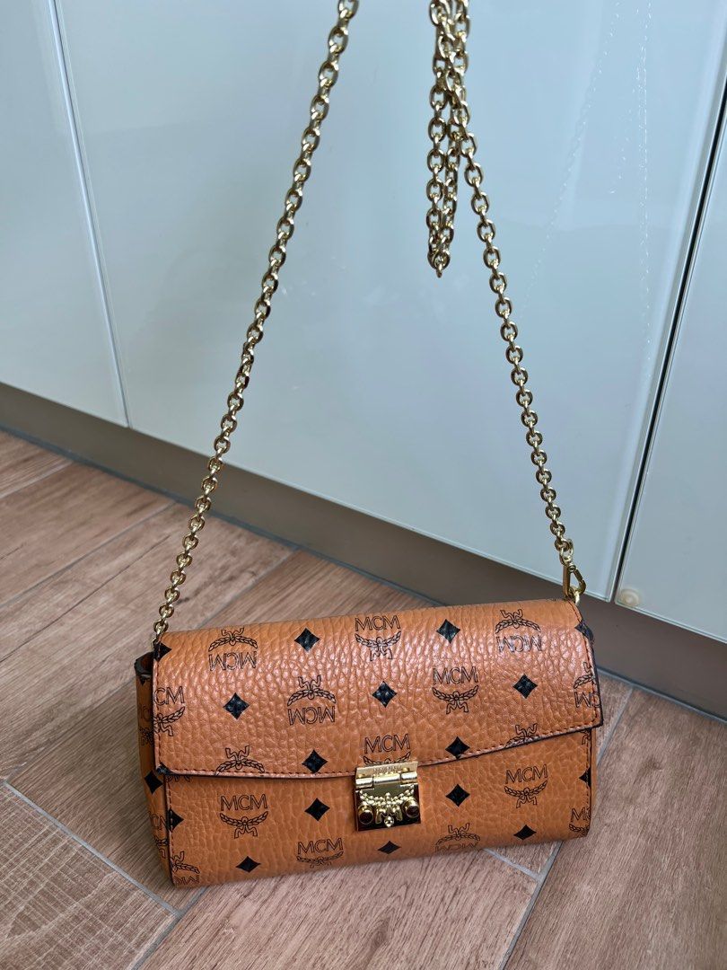 Mcm millie visetos medium hotsell