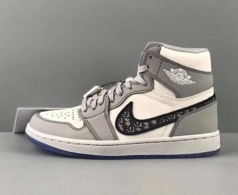 Men Air Jordan 1 Retro High Dior Shoes, 男裝, 鞋, 波鞋 Carousell