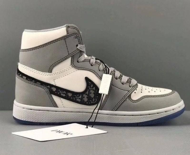 Men Air Jordan 1 Retro High Dior Shoes, 男裝, 鞋, 波鞋 Carousell