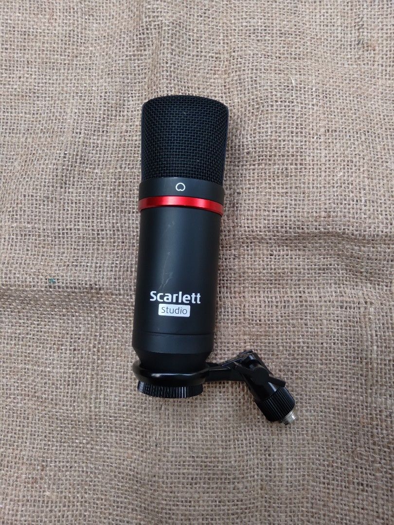 Microphone Scarlett cm25 mkii, Musik & Media, Alat di Carousell
