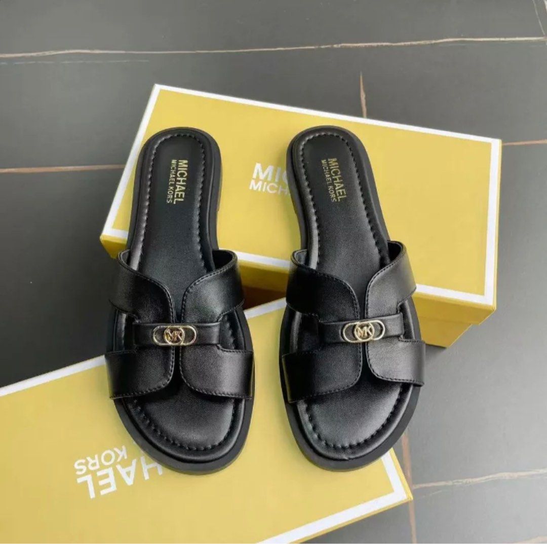MK Hayworth Slide Sandals, Women's Fashion, Footwear, Sandals on Carousell