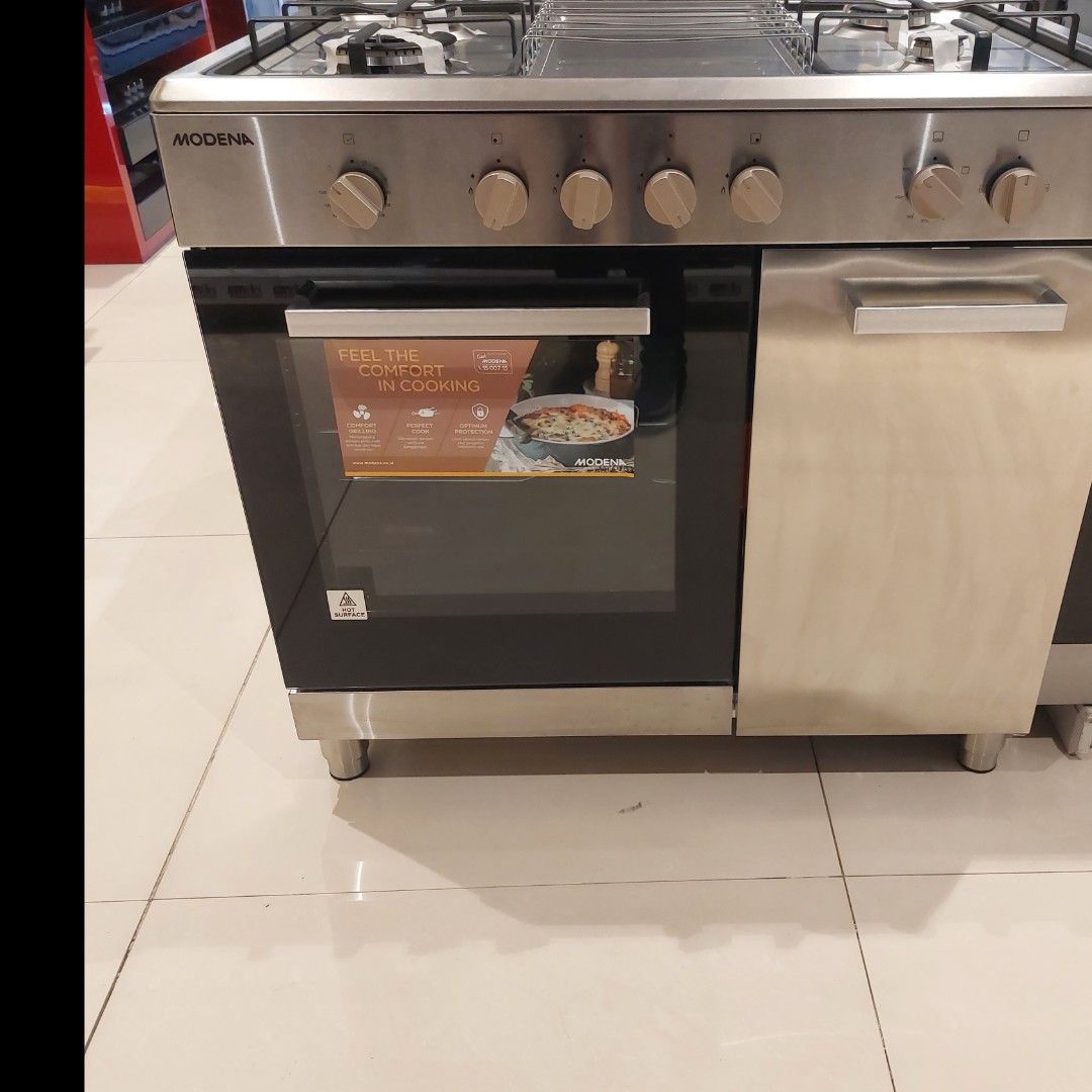 Modena kompor freestanding 4 tungku, Perabotan Rumah di Carousell