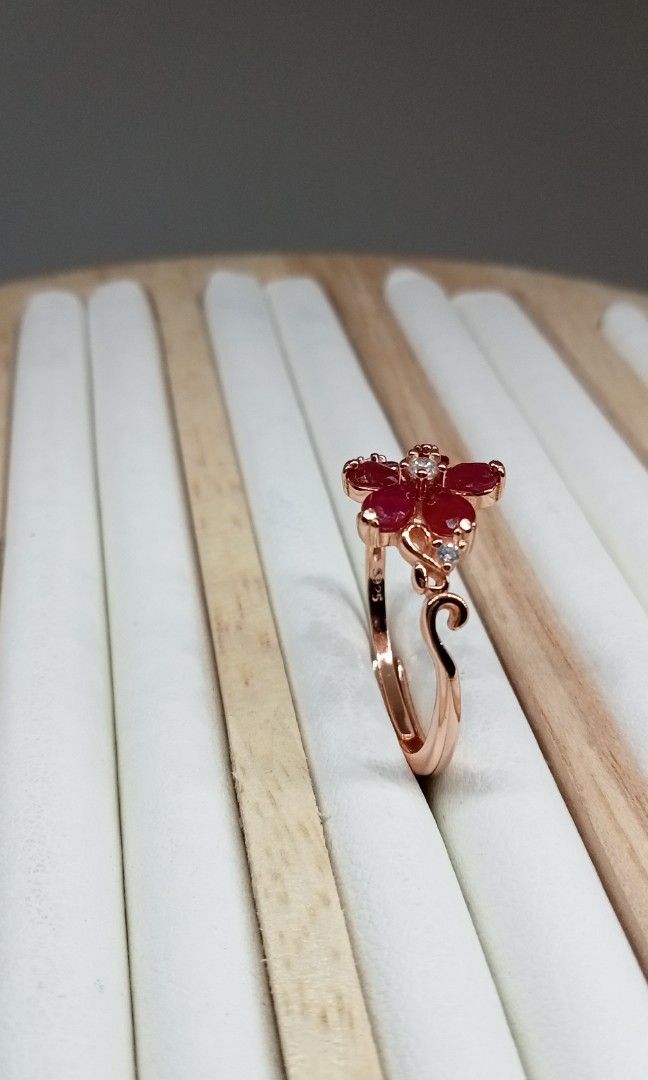 Natural Ruby Ring Brazilian Ruby stone (Category: Rings) located in Mandaluyong City. Submitted by jennytuppe98873 (Listing ID 1230518132, Image 2). Description: Natural Gemstone Brazilian Ruby Ring 5stone/S925 with 18k RosegoldPlated with certificate Adjustable Band pls pm only if interested.