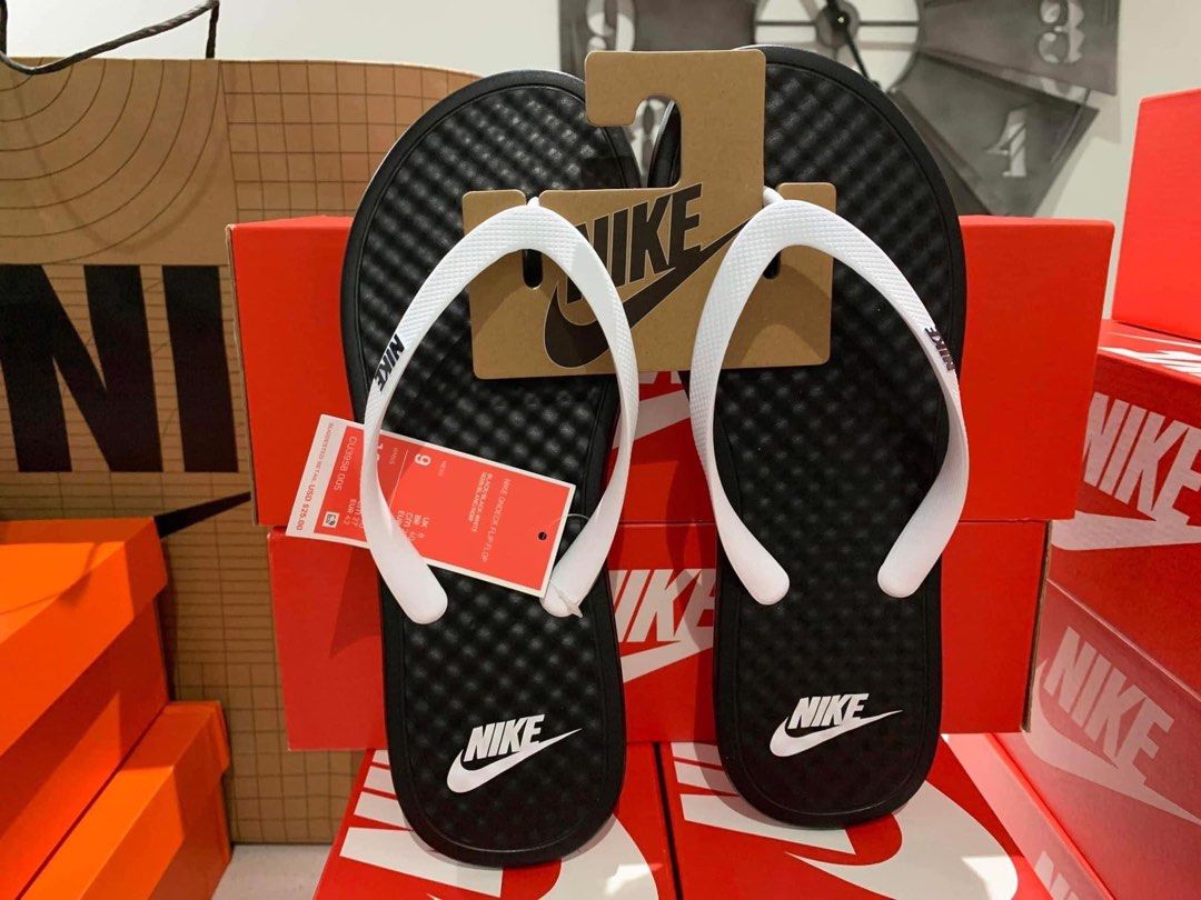 Nike slippers men Men s Fashion Footwear Slippers Slides on