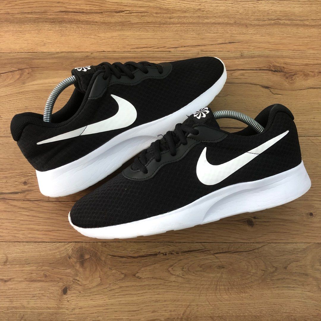 Nike tanjun 8.5 store