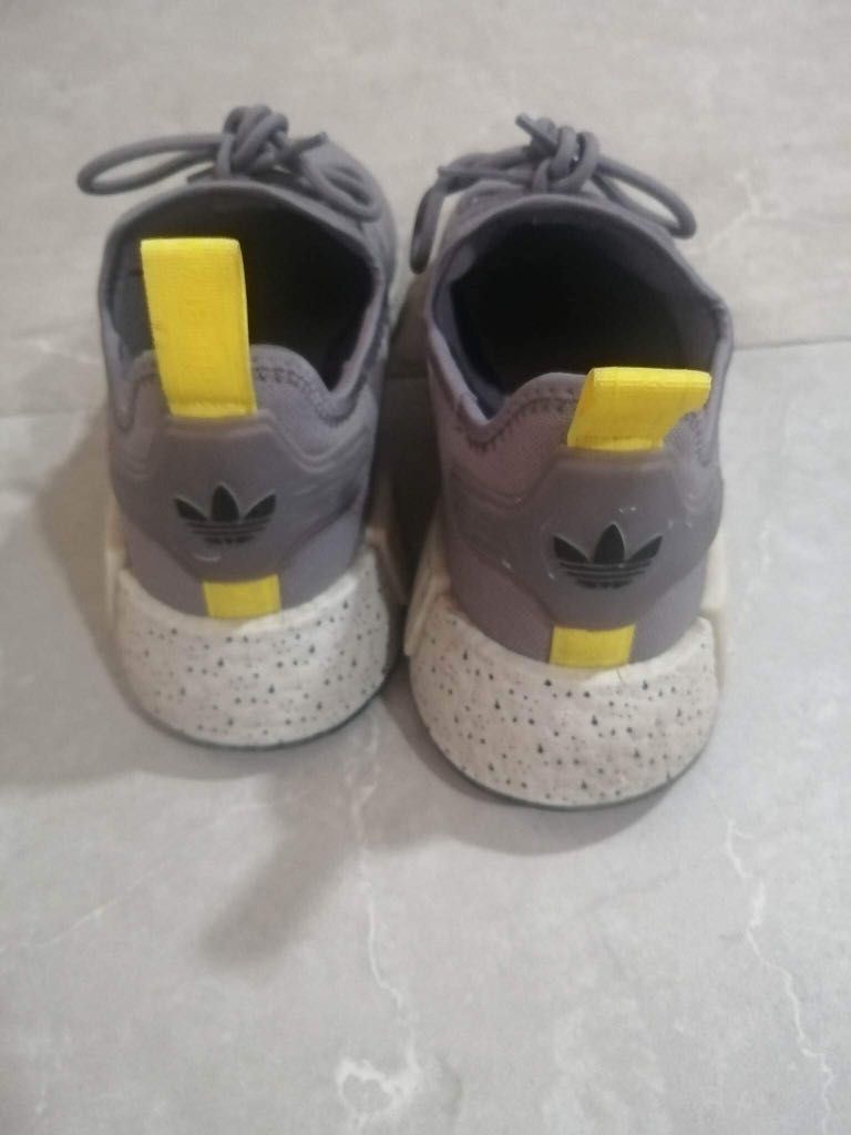 Last price Nmd R1 trace grey Men s Fashion Footwear Sneakers