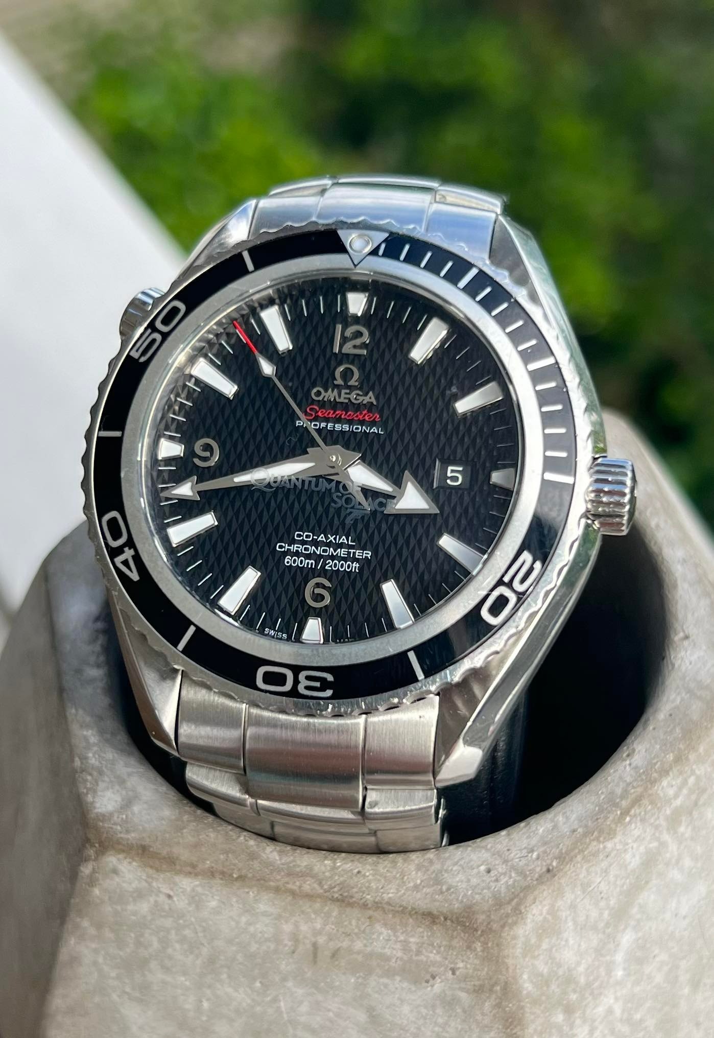 Omega seamaster planet ocean james bond quantum of solace limited edition sale