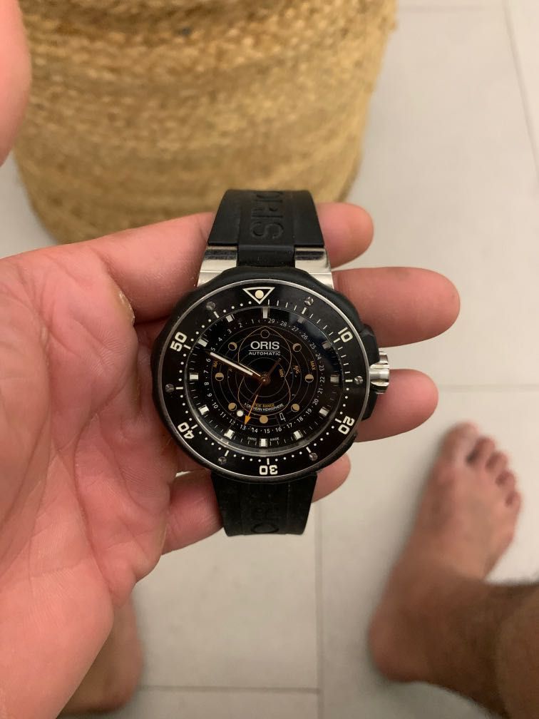 Oris moon 2025 pointer