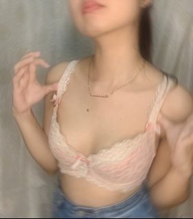 Peach John Limited edition lacey pink bow bra