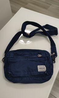 （分類：）位於 。 由 Wandybow 提交（商品編號 1230455207，圖片 1）。簡介： 。