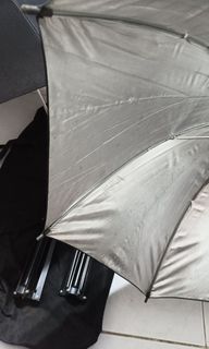 Reflectable studio umbrella