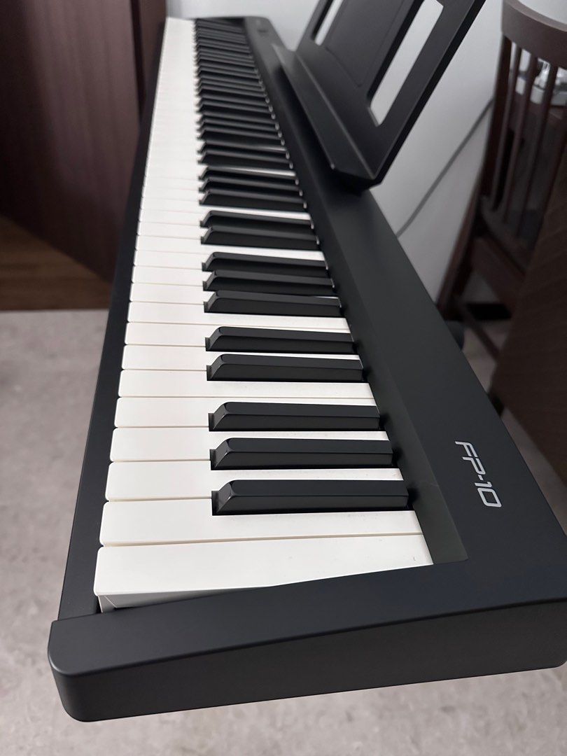 Roland FP10 88Key Digital Piano, Hobbies & Toys, Music & Media