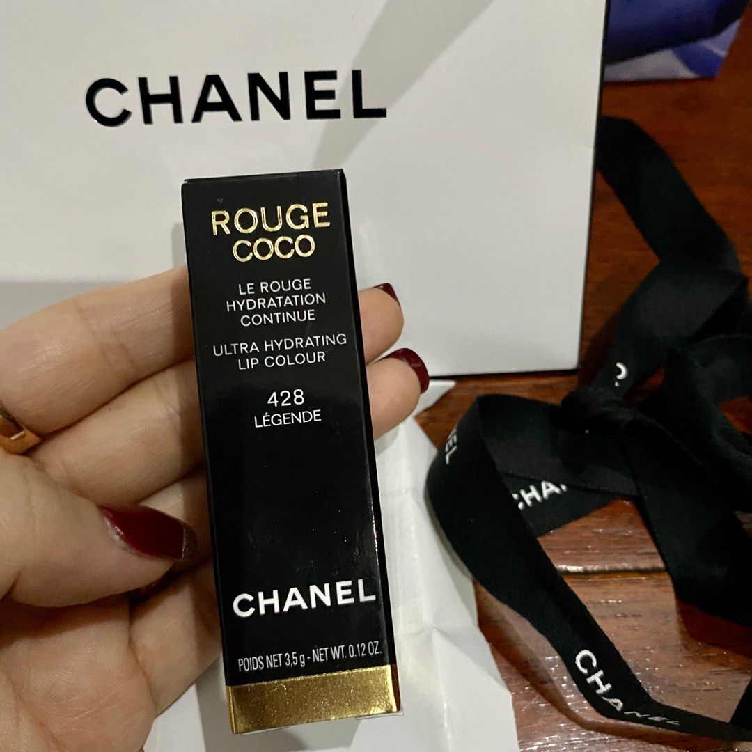 Chanel Rouge Coco Hydrating Crème Lip Colour in Légende Review