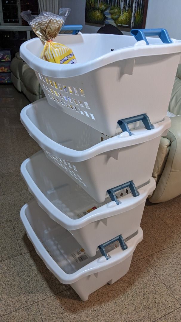 Rubbermaid Stack'n Sort Laundry Basket, Furniture & Home Living, Home