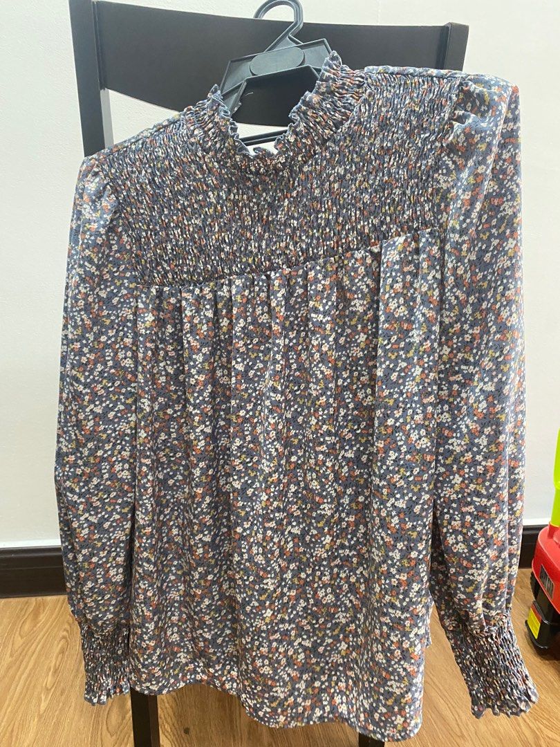 FLORAL BLOUSES, Women's Fashion, Tops, Blouses on Carousell