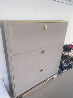 SHOE CABINET