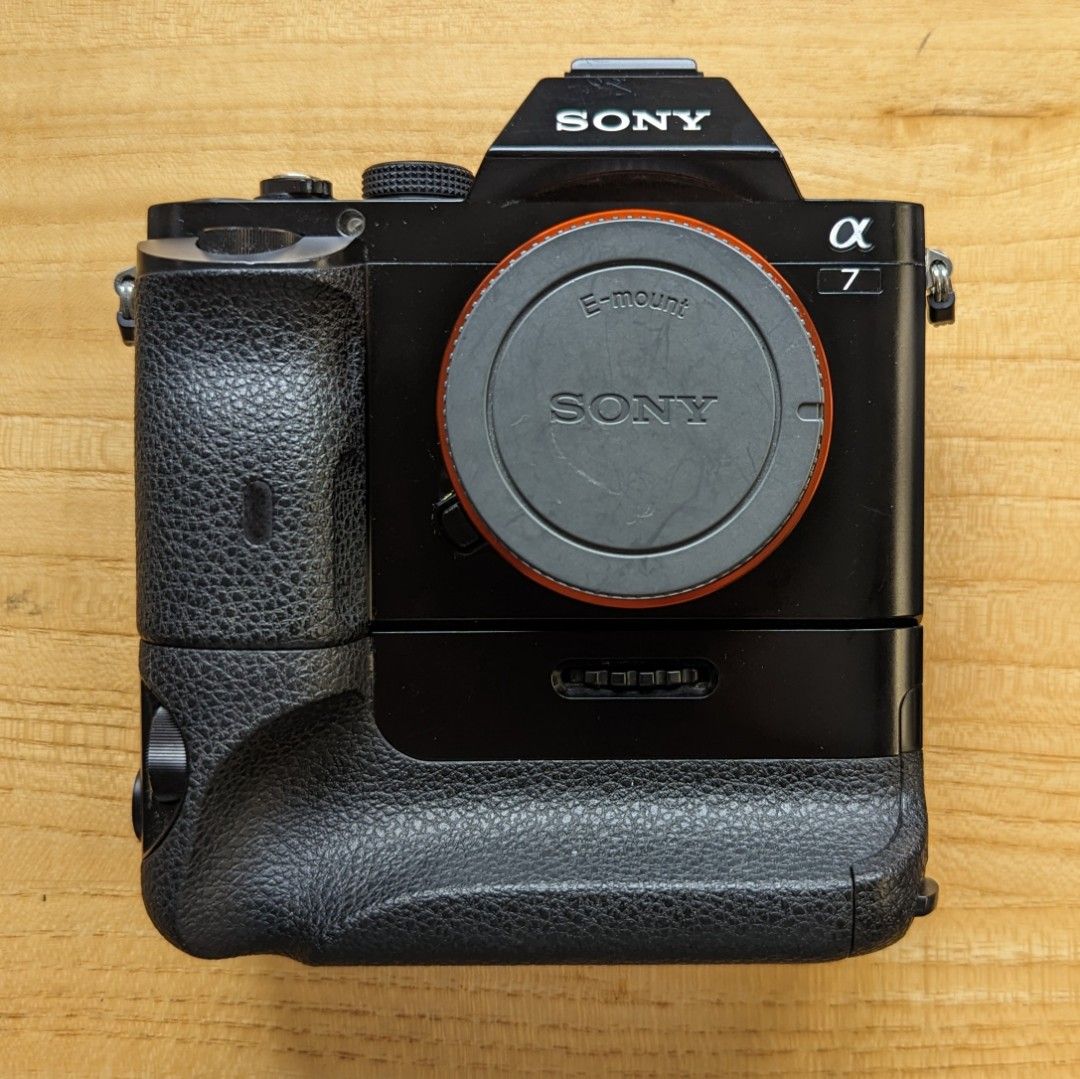 a7 battery grip