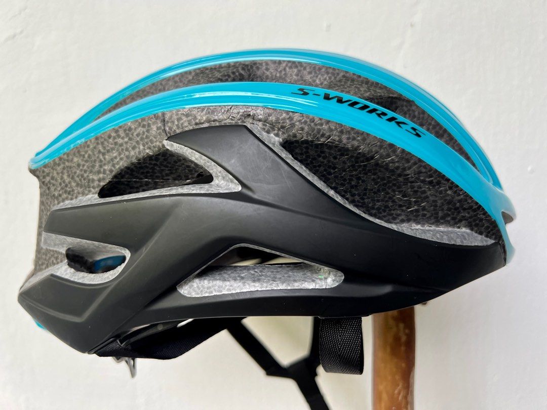 Specialized Sworks Prevail 2 helmet Asia S (Category: Parts & Accessories) located in Singapore. Submitted by sparestuffsale (Listing ID 1230457283, Image 2). Description: Specialized Sworks Prevail 2 MIPS helmet Size Asia Small With Angi sensor Used a few times. Have other helmets..