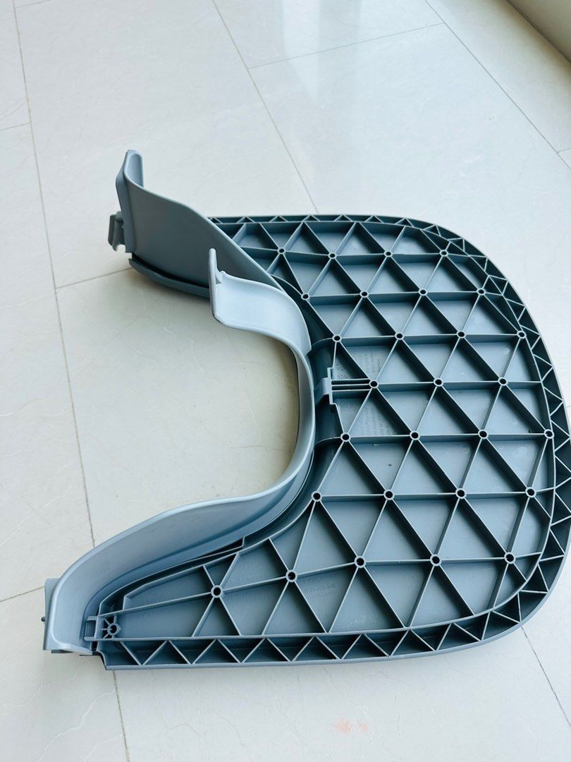 Stokke Tripp Trapp 3 piece set back rest tray and the front lock