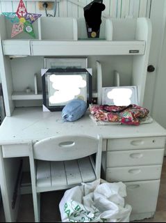 (Category: ) located in . Submitted by furnitures53134 (Listing ID 1230493490, Image 1). Description: .