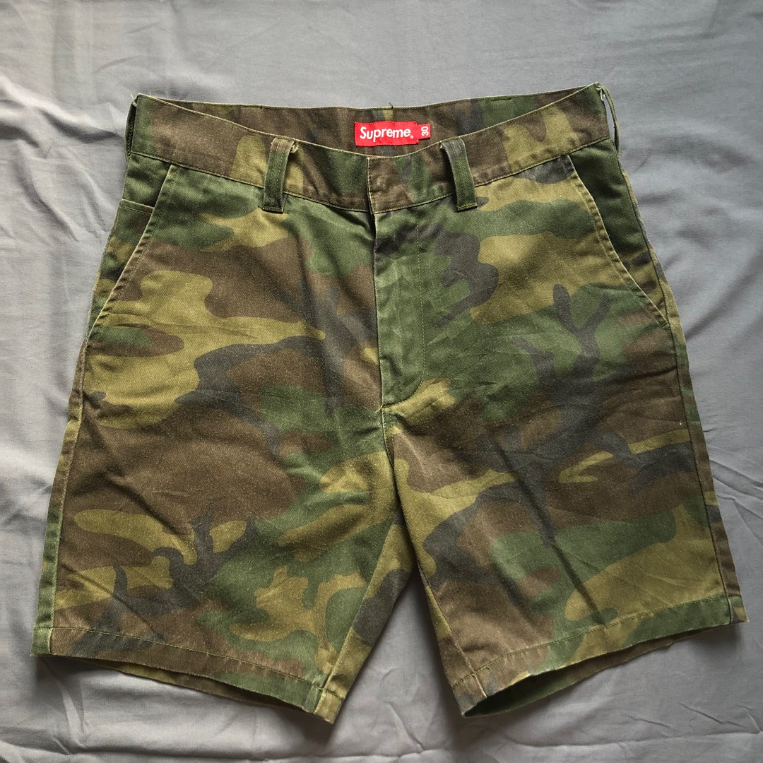 Supreme camo shorts 2025