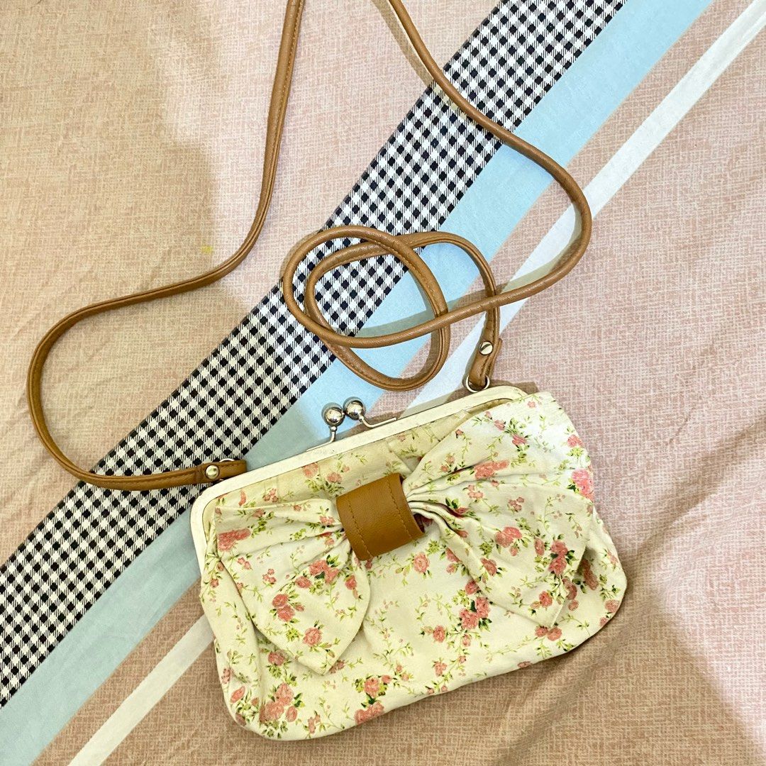 Tas payless sale