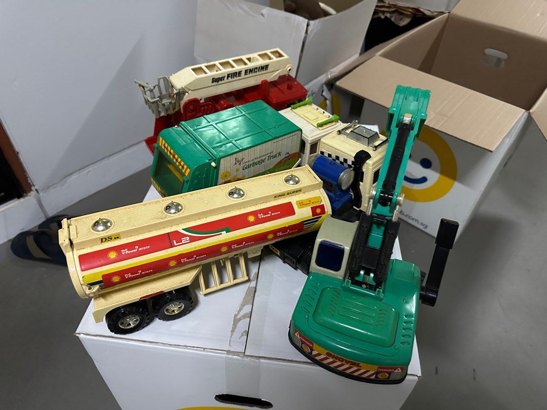 Trucks fire engine garbage truck, Hobbies & Toys, Toys & Games on Carousell