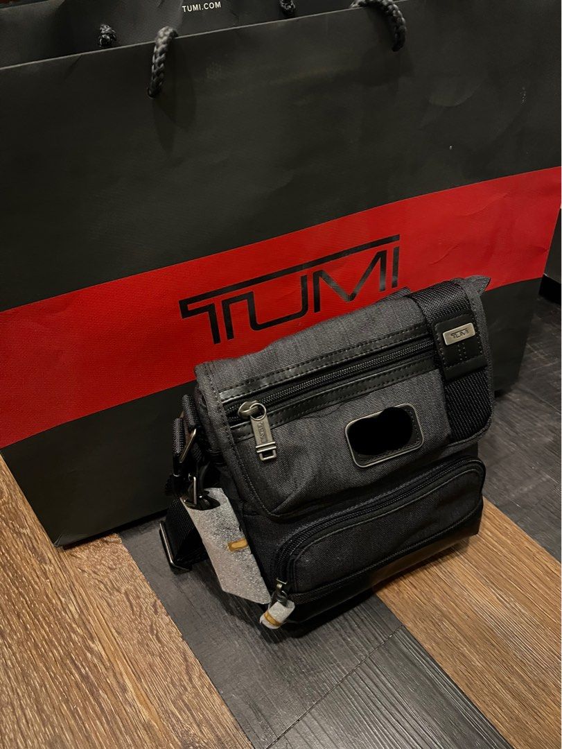 Tumi kerby on sale crossbody