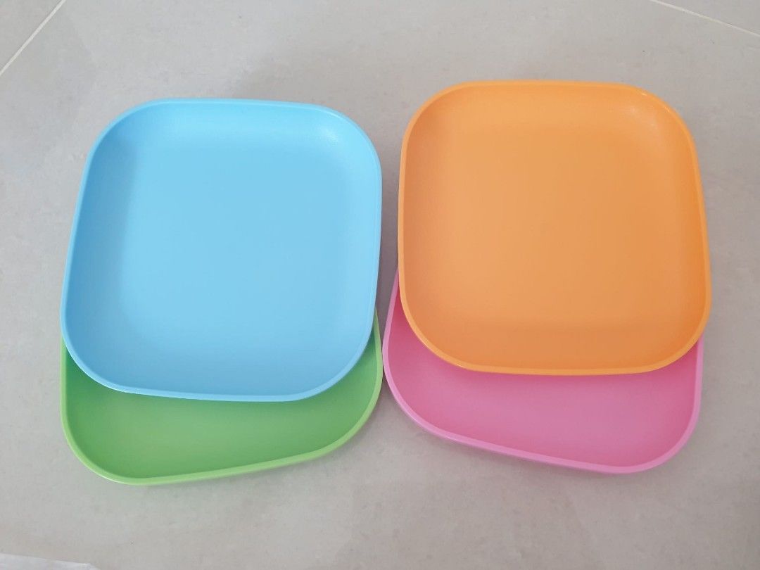 Tupperware snack plate / Luncheon plate, Furniture & Home Living