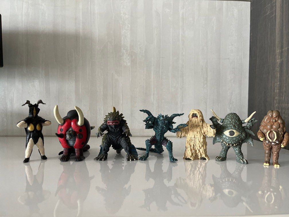 ULTRAMAN MONSTER ACTION FIGURE COLLECTABLES BANDAI