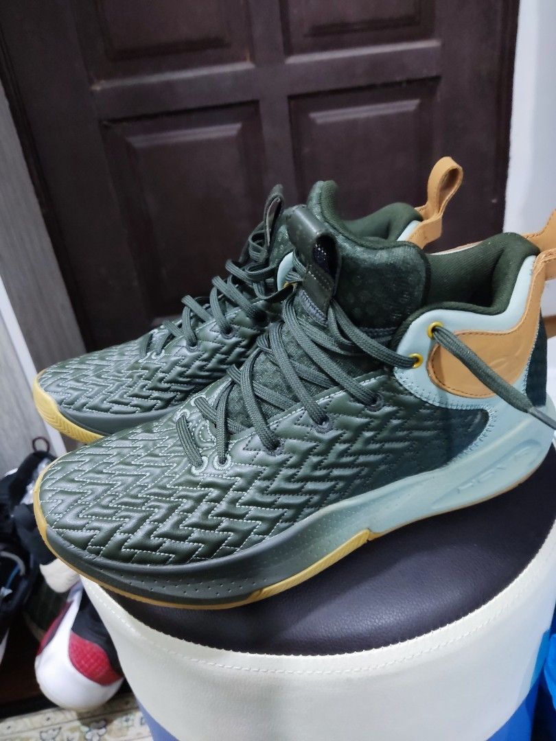Under armour cyclone best sale
