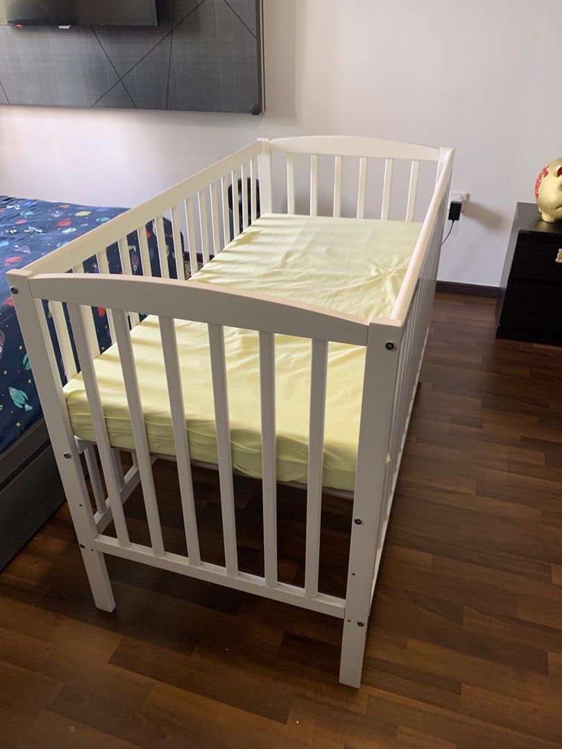 Used baby 2024 mattress for sale
