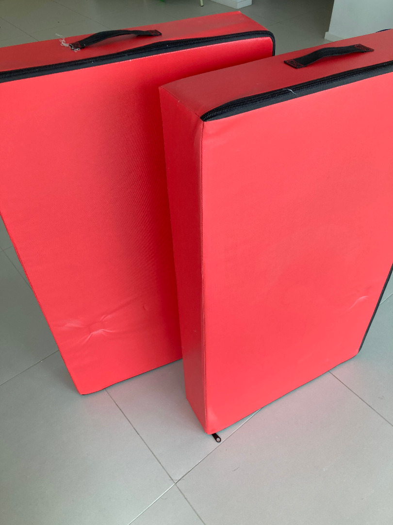 [used] High density foam crash cushion pads for weighlifting and