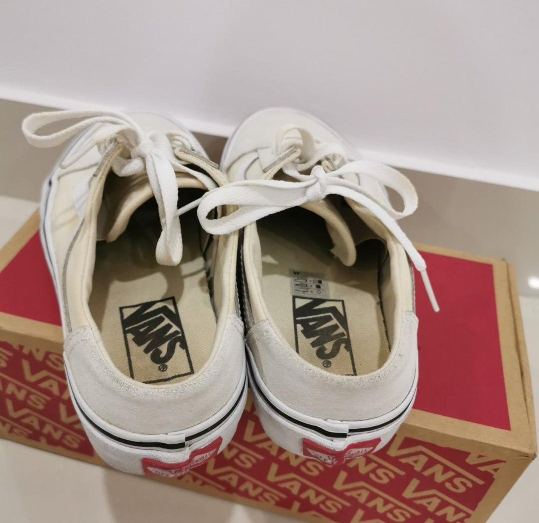 Vans slip on size US6 Women s Fashion Footwear Sneakers on