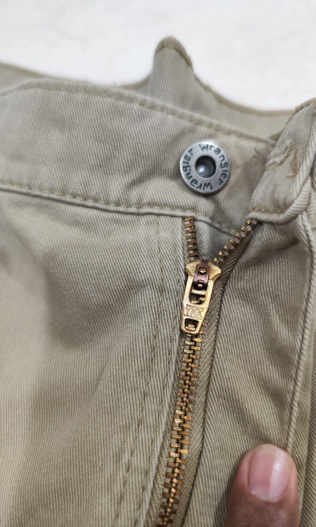 WRANGLER CARGO PANTS, Men's Fashion, Bottoms, Chinos on Carousell