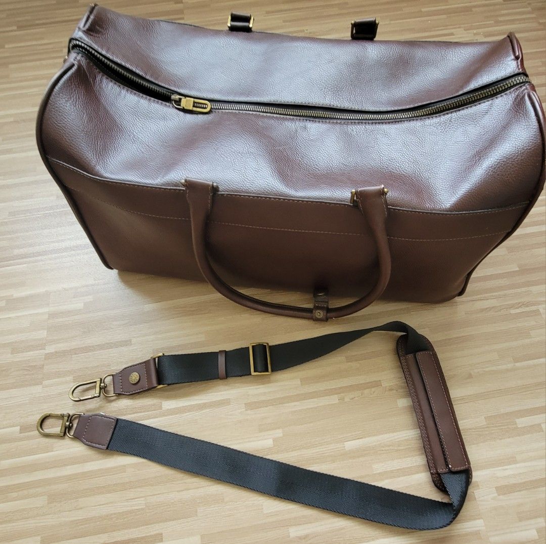 Zara Hand carrier bag, Hobbies & Toys, Travel, Travel Essentials ...