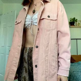 (Category: ) located in . Submitted by apriscot (Listing ID 1230506264, Image 1). Description: .