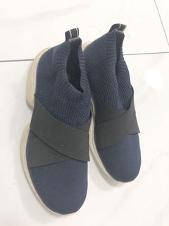 (Category: ) located in . Submitted by nurha_fiddzaa (Listing ID 1230715678, Image 1). Description: .