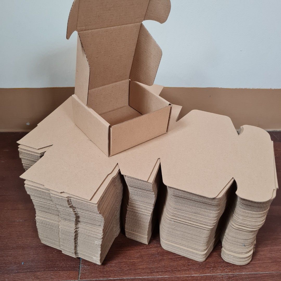 4x4 inches Small Corrugated Mailer Boxes for Giveaways or Small Packaging (Category: Storage Boxes & Baskets) located in Quezon City. Submitted by ellie_8282 (Listing ID 1230571994, Image 2). Description: 30 pcs Inside Dimension 4in x 4in x 2in Snug and perfect fit when assembled.