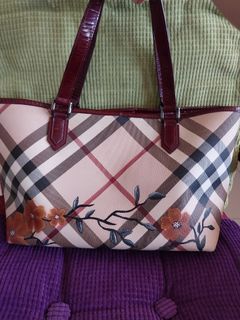 💯 Authentic Burberry Tote Bag ( preloved)