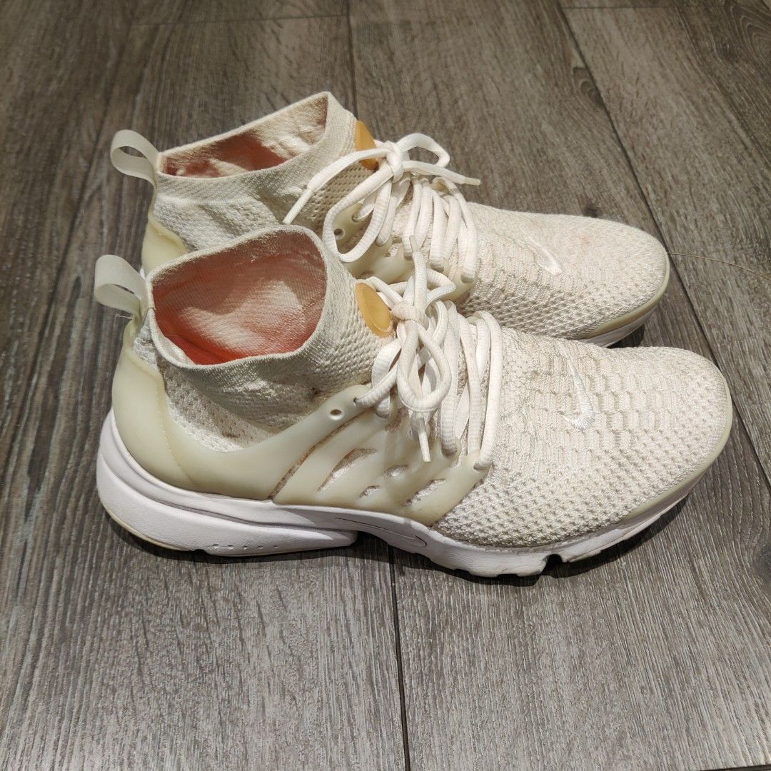 Nike air presto sale ultra flyknit triple white