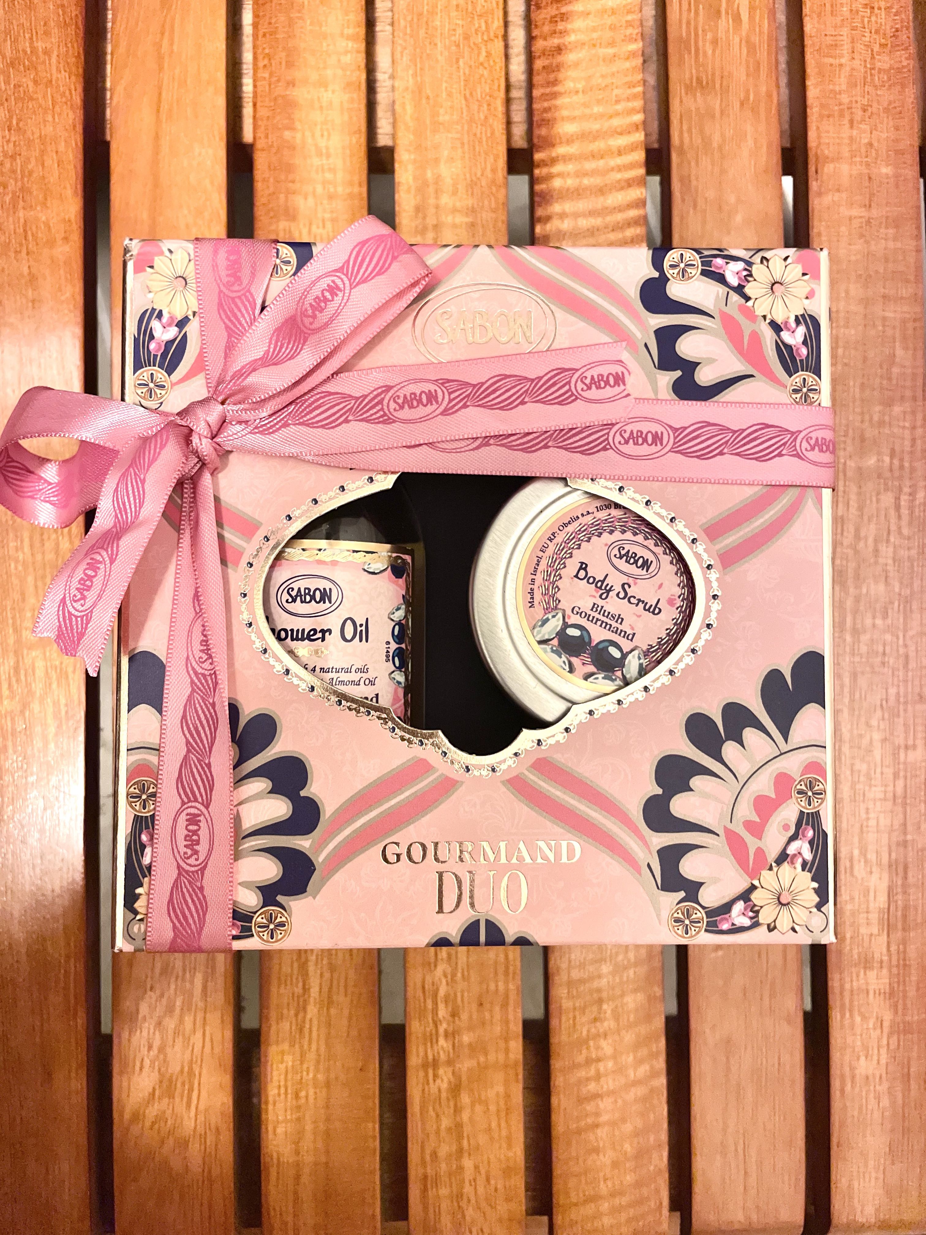 全新] SABON Gourmand Duo 幸福饗宴沐浴磨砂禮盒, 美容＆化妝品, 沐浴
