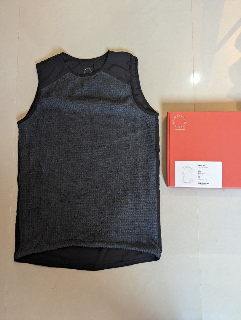 山與道yamatomichi alpha vest, 他的時尚, 上身及套裝, 背心在旋轉拍賣