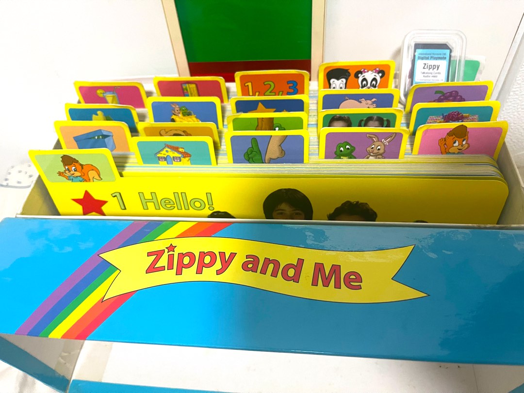 迪士尼美語世界zippy and me talkalong cards dwe, 興趣及遊戲, 玩具