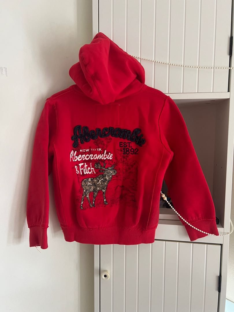 Red abercrombie sweater sale