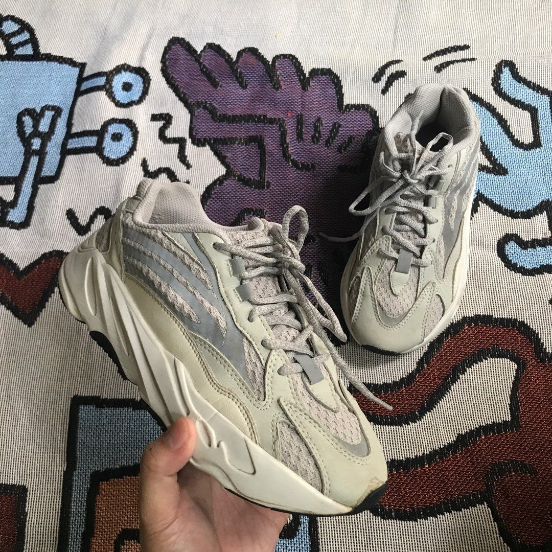 ADIDAS YEEZY 700 v200 static