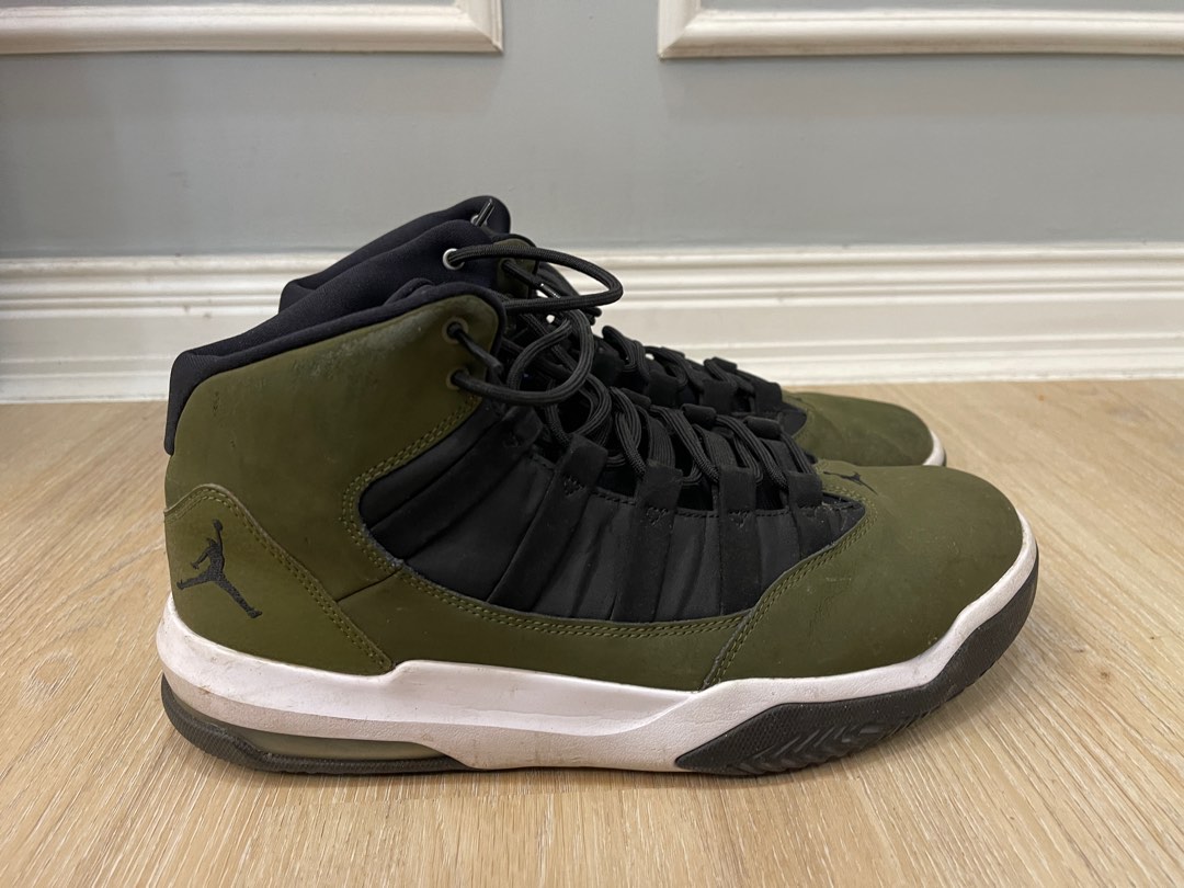 Jordan max top aura olive canvas